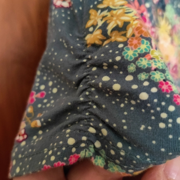 Made in Canada 🇨🇦 Flora Top by Mandala Design - Picture 5 of 7